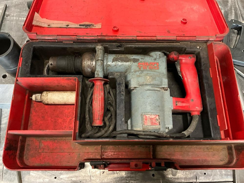 Hilti TE60 - Metālapstrādes iekārta: foto 1 Hilti TE60 - Metālapstrādes iekārta: foto 1