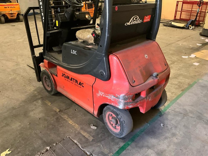 Linde E16P - Autokrāvējs: foto 4 Linde E16P - Autokrāvējs: foto 4