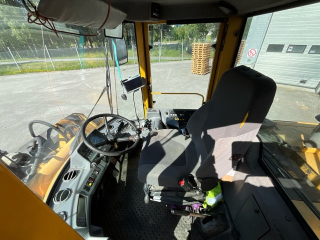 Volvo L50C - Autokrāvējs: foto 4 Volvo L50C - Autokrāvējs: foto 4