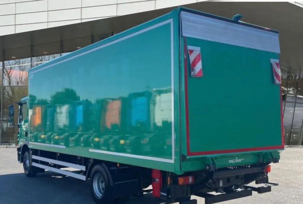 MAN TGM 15.250 - Kravas automašīna ar slēgto virsbūvi: foto 3 MAN TGM 15.250 - Kravas automašīna ar slēgto virsbūvi: foto 3