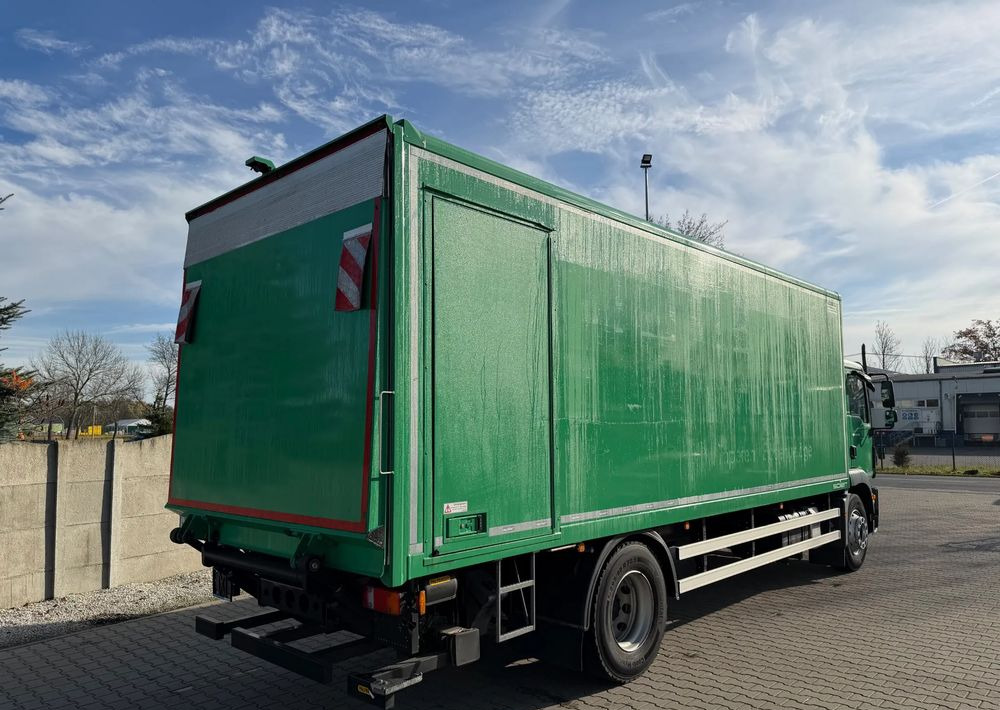 Kravas automašīna ar slēgto virsbūvi MAN TGM 18.250 Ładownośc 9800 kg: foto 7
