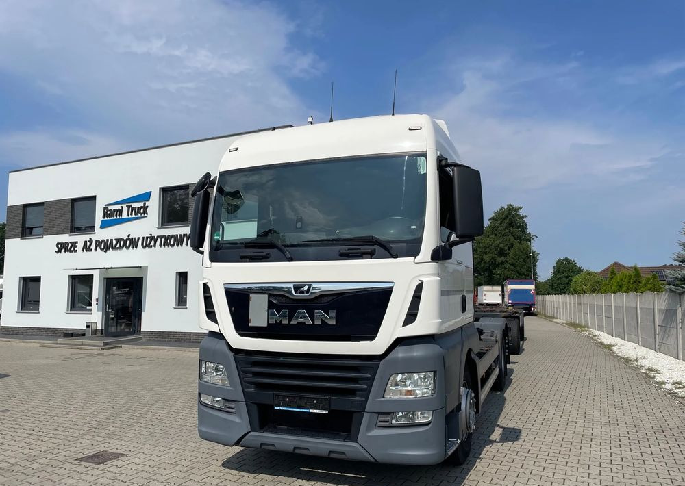 MAN TGX XLX 26.460 BDF - Šasija kravas automašīna: foto 4 MAN TGX XLX 26.460 BDF - Šasija kravas automašīna: foto 4