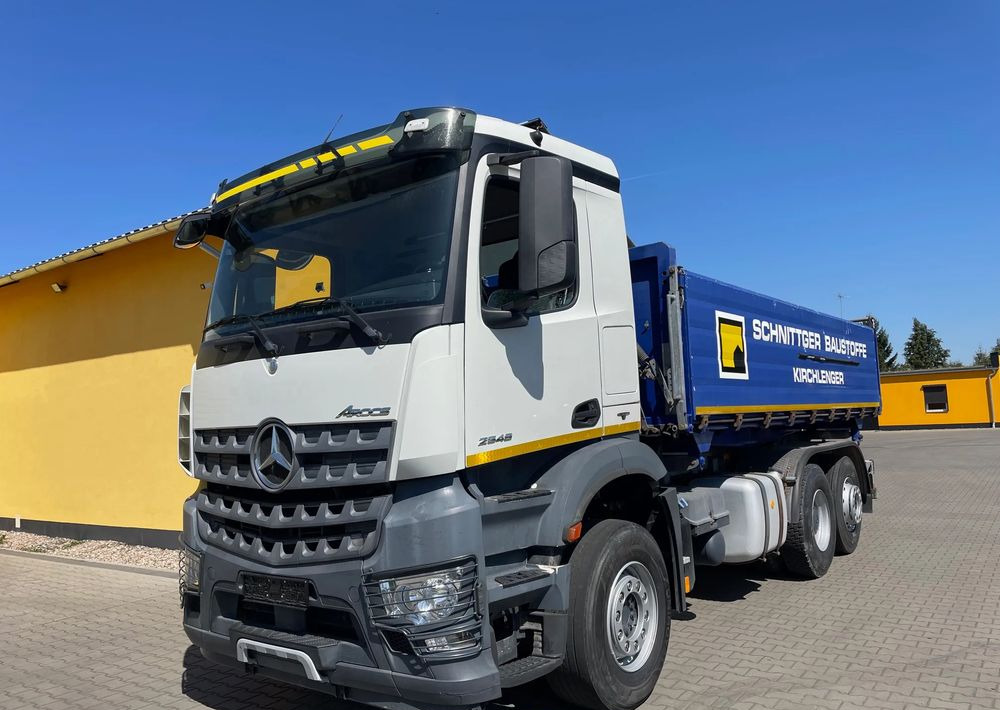 Mercedes-Benz AROCS 2545, WYWROTKA - Kravas automašīna pašizgāzējs: foto 2 Mercedes-Benz AROCS 2545, WYWROTKA - Kravas automašīna pašizgāzējs: foto 2