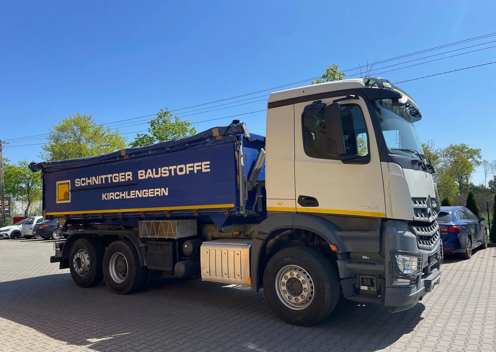 Mercedes-Benz AROCS 2545, WYWROTKA - Kravas automašīna pašizgāzējs: foto 3 Mercedes-Benz AROCS 2545, WYWROTKA - Kravas automašīna pašizgāzējs: foto 3