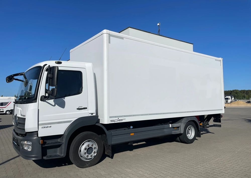 Mercedes-Benz ATEGO 1324, 15 EUROPALET, ŁADOWNOŚĆ 7,5 T - Kravas automašīna ar slēgto virsbūvi: foto 3 Mercedes-Benz ATEGO 1324, 15 EUROPALET, ŁADOWNOŚĆ 7,5 T - Kravas automašīna ar slēgto virsbūvi: foto 3