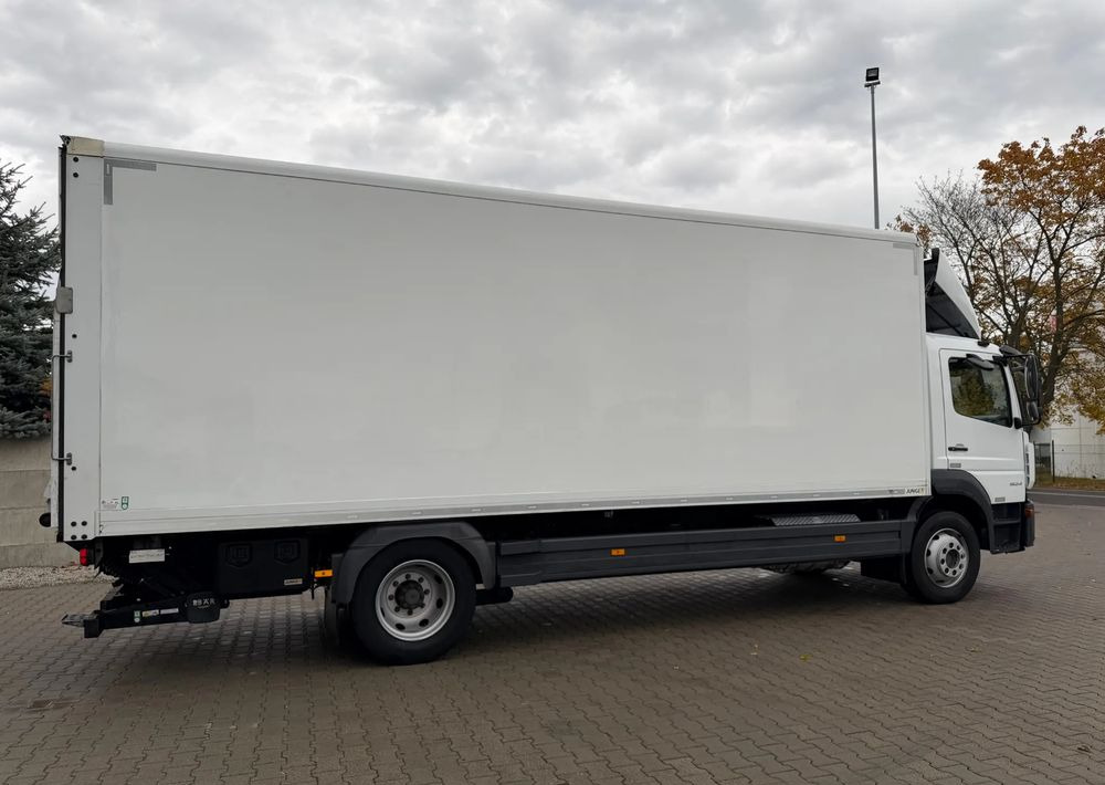 Mercedes-Benz ATEGO 1524 - Kravas automašīna ar slēgto virsbūvi: foto 5 Mercedes-Benz ATEGO 1524 - Kravas automašīna ar slēgto virsbūvi: foto 5