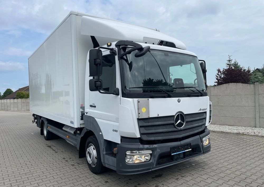 Mercedes-Benz ATEGO 818 klima, pneumatyka! - Kravas automašīna ar slēgto virsbūvi: foto 3 Mercedes-Benz ATEGO 818 klima, pneumatyka! - Kravas automašīna ar slēgto virsbūvi: foto 3