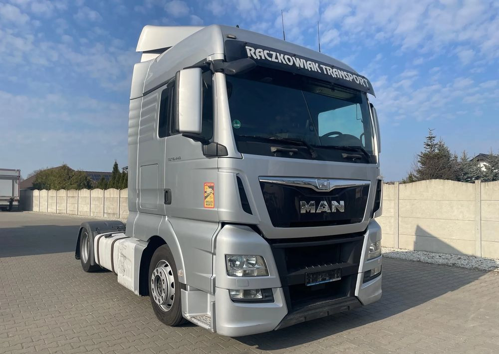 MAN TGX 18.440 LowDeck, Mega - Vilcējs: foto 1 MAN TGX 18.440 LowDeck, Mega - Vilcējs: foto 1