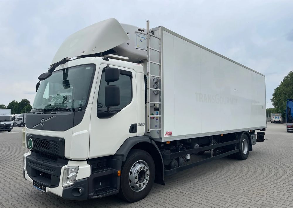 Volvo FE 18.250 Chłodnia! EURO 6! - Kravas automašīna refrižerators: foto 2 Volvo FE 18.250 Chłodnia! EURO 6! - Kravas automašīna refrižerators: foto 2