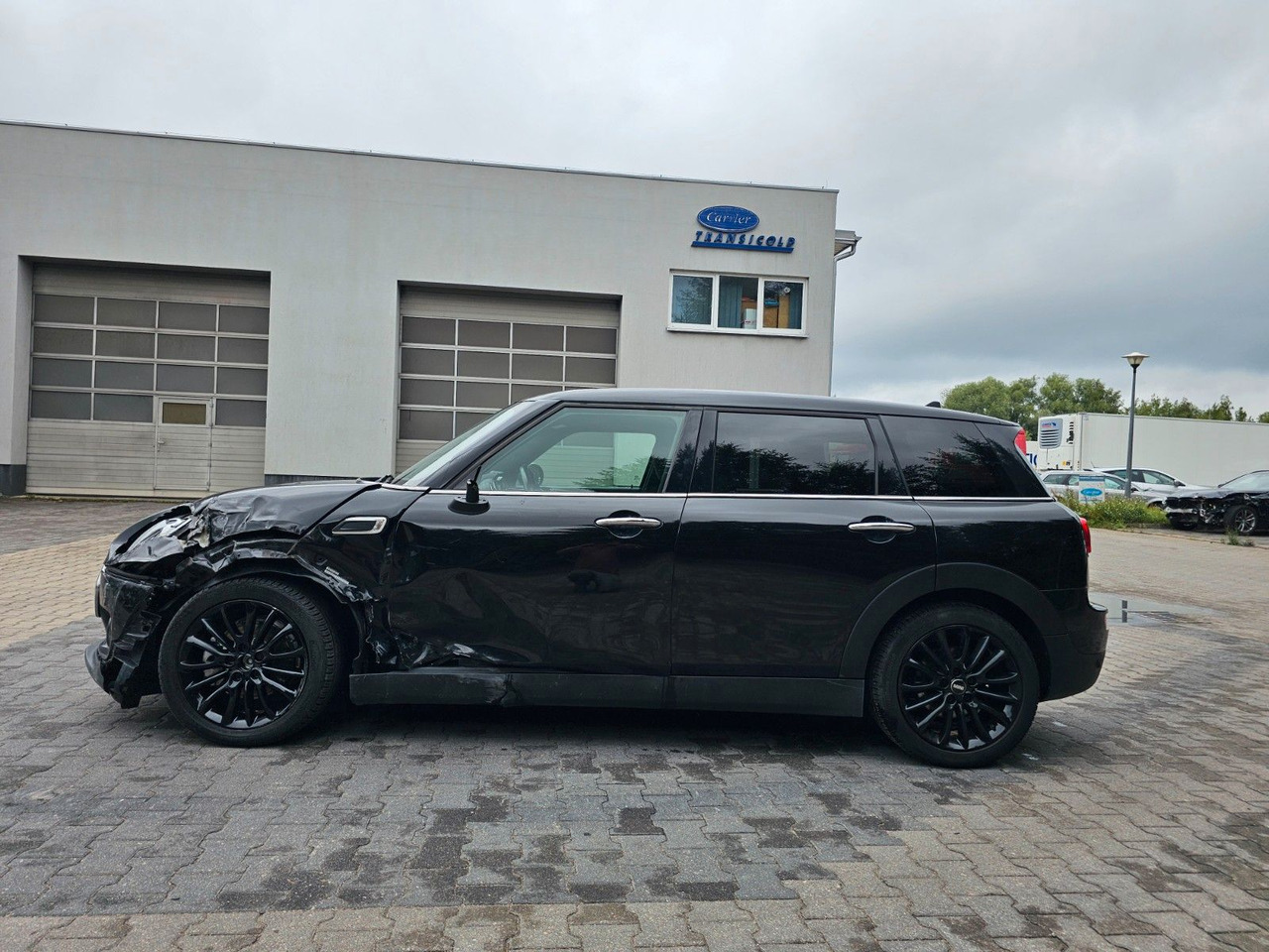 MINI Cooper D Clubman Automatik Harman/Kardon - Vieglā automašīna: foto 3 MINI Cooper D Clubman Automatik Harman/Kardon - Vieglā automašīna: foto 3