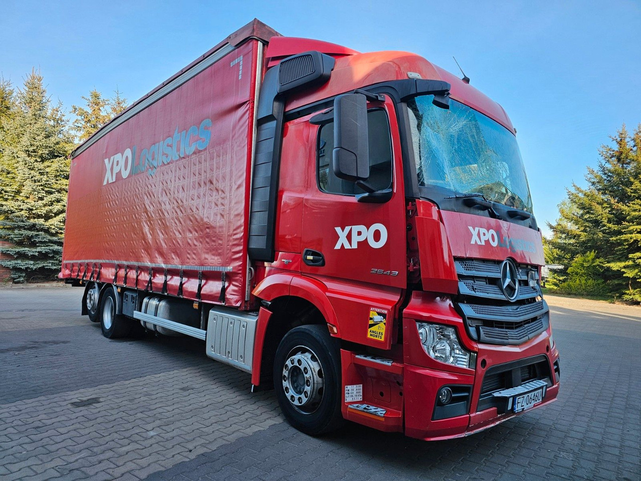 Mercedes-Benz 2543 ACTROS 6x2 JUMBO 8,2 Erhöhtes Dach Edscha - Kravas automašīna ar tentu: foto 2 Mercedes-Benz 2543 ACTROS 6x2 JUMBO 8,2 Erhöhtes Dach Edscha - Kravas automašīna ar tentu: foto 2