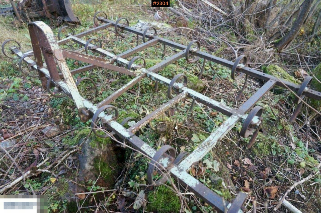 Äldre kultivator - Augsnes apstrādes tehnika: foto 4 Äldre kultivator - Augsnes apstrādes tehnika: foto 4