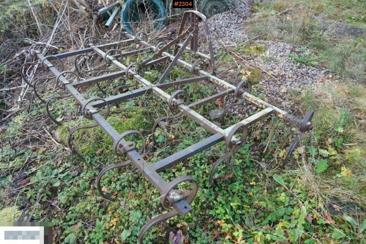 Äldre kultivator - Augsnes apstrādes tehnika: foto 2 Äldre kultivator - Augsnes apstrādes tehnika: foto 2