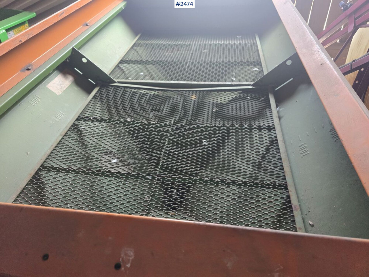 Amazone ZA-U 1501 fertilizer spreader - Minerālmēslu izkliedētājs: foto 3 Amazone ZA-U 1501 fertilizer spreader - Minerālmēslu izkliedētājs: foto 3