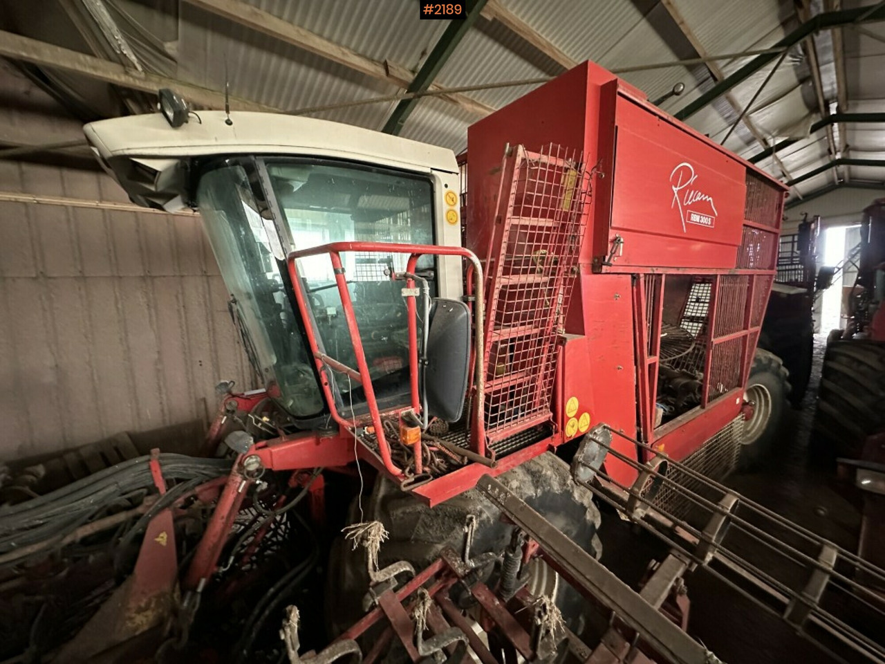 Beet Harvester Riecam RBM 300-S - Biešu kombains: foto 2 Beet Harvester Riecam RBM 300-S - Biešu kombains: foto 2