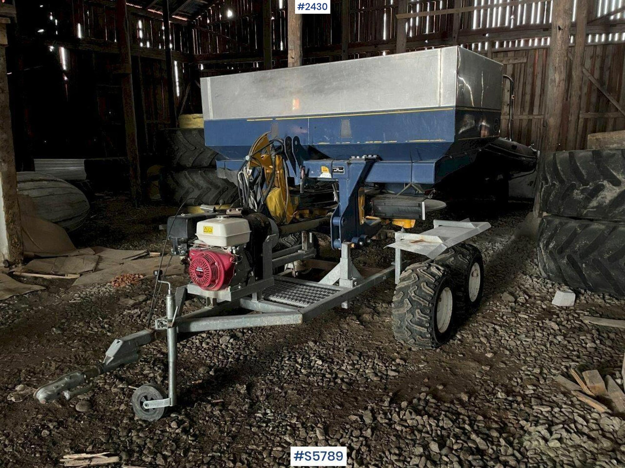 Bogballe Manure spreader - Organisko mēslu izkliedētājs: foto 1 Bogballe Manure spreader - Organisko mēslu izkliedētājs: foto 1