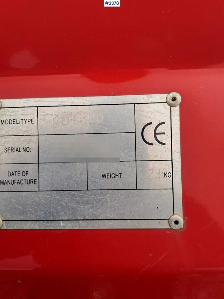 Flail mower KDK300 - Siena sagatavošanas tehnika: foto 4 Flail mower KDK300 - Siena sagatavošanas tehnika: foto 4