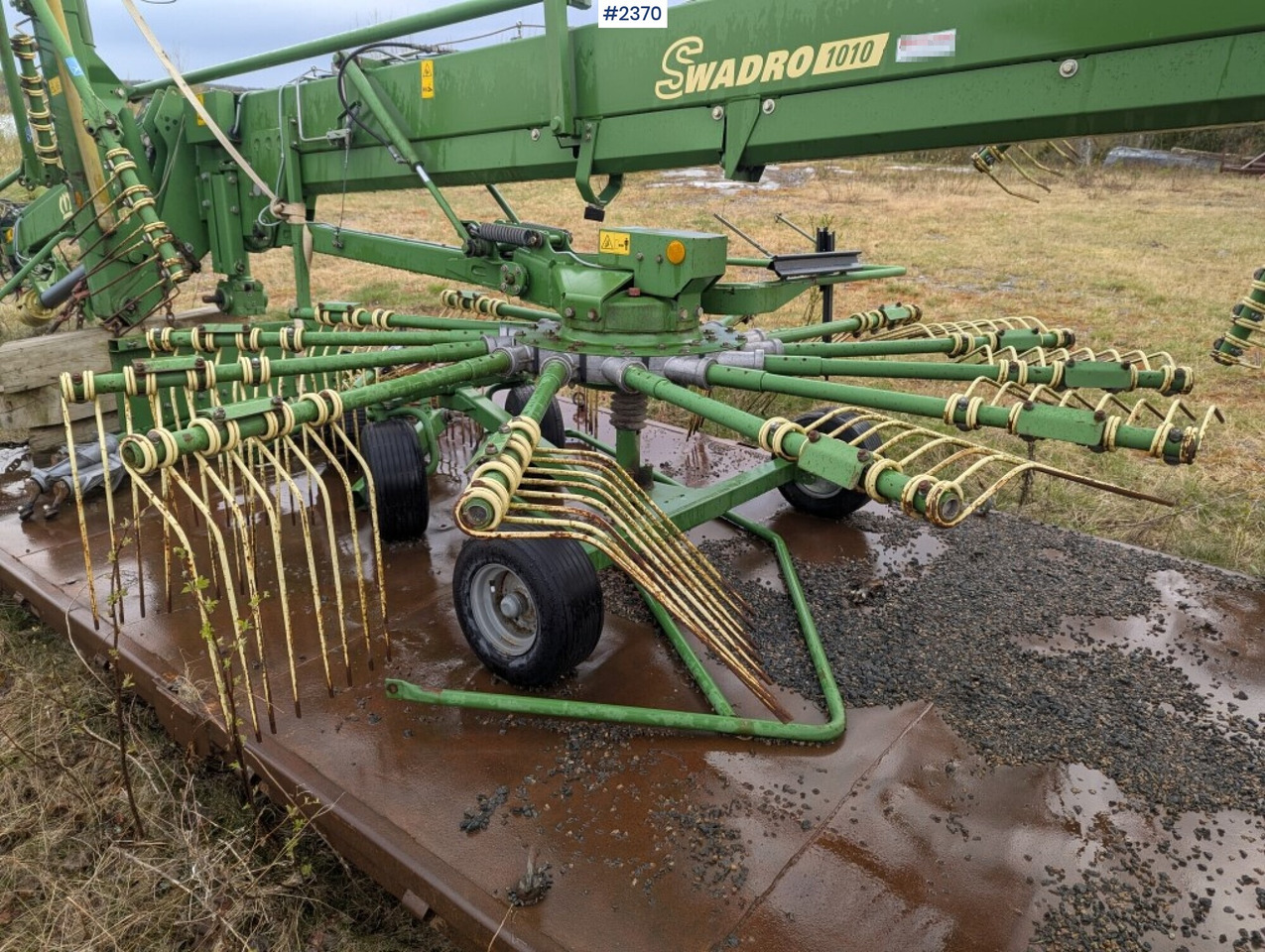 Rotary Rake Krone Swadro 1010 - Siena sagatavošanas tehnika: foto 5 Rotary Rake Krone Swadro 1010 - Siena sagatavošanas tehnika: foto 5