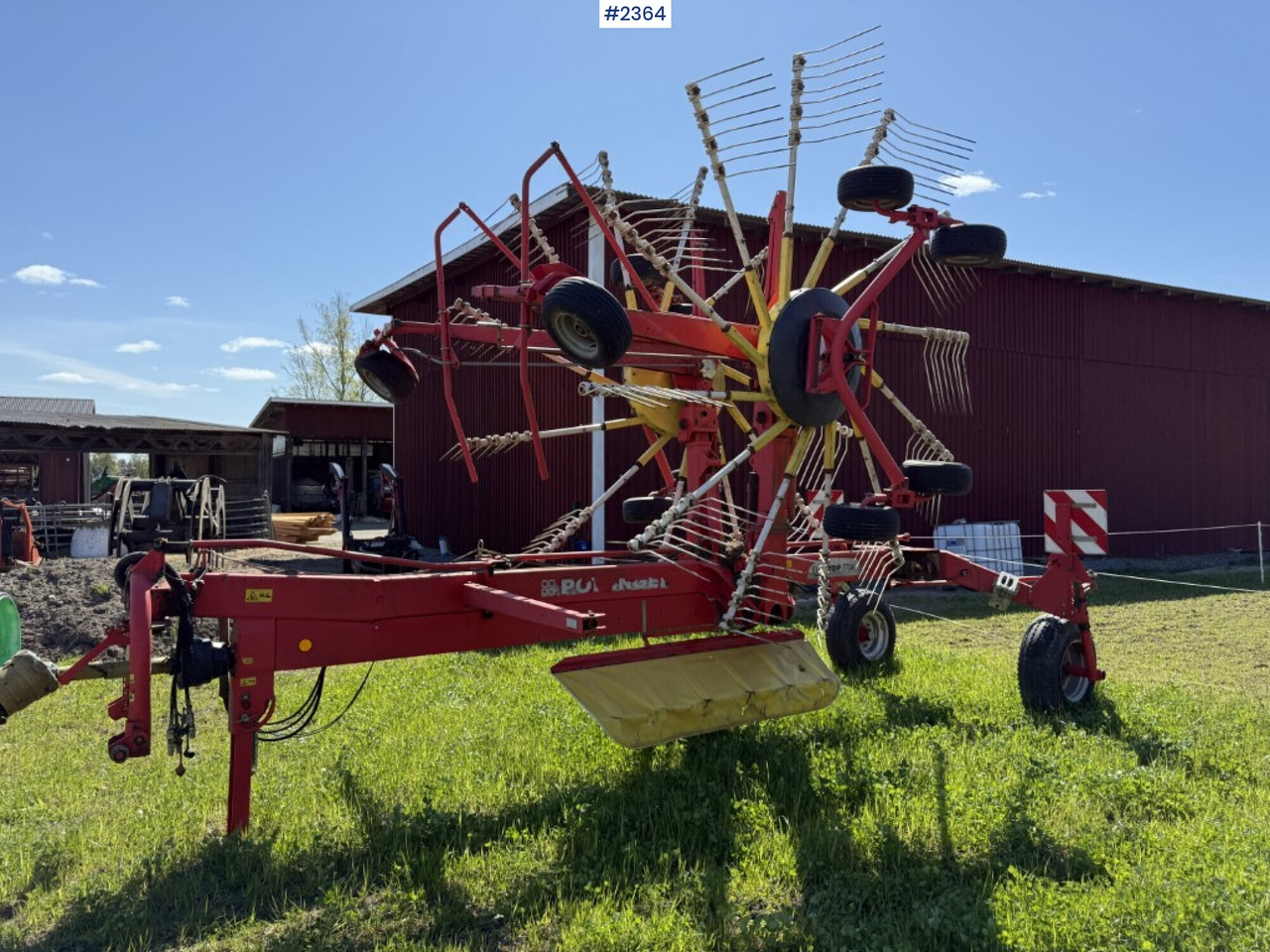 Rotary rake Pöttinger Eurotop 771A - Siena sagatavošanas tehnika: foto 1 Rotary rake Pöttinger Eurotop 771A - Siena sagatavošanas tehnika: foto 1