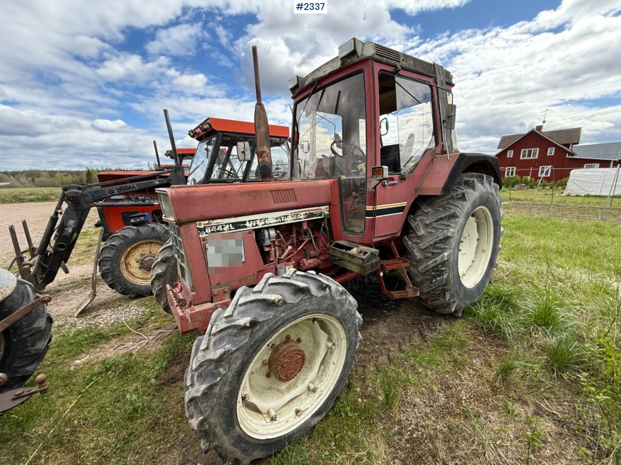 Tractor, International 844 AXL, Repair object - Traktors: foto 5 Tractor, International 844 AXL, Repair object - Traktors: foto 5