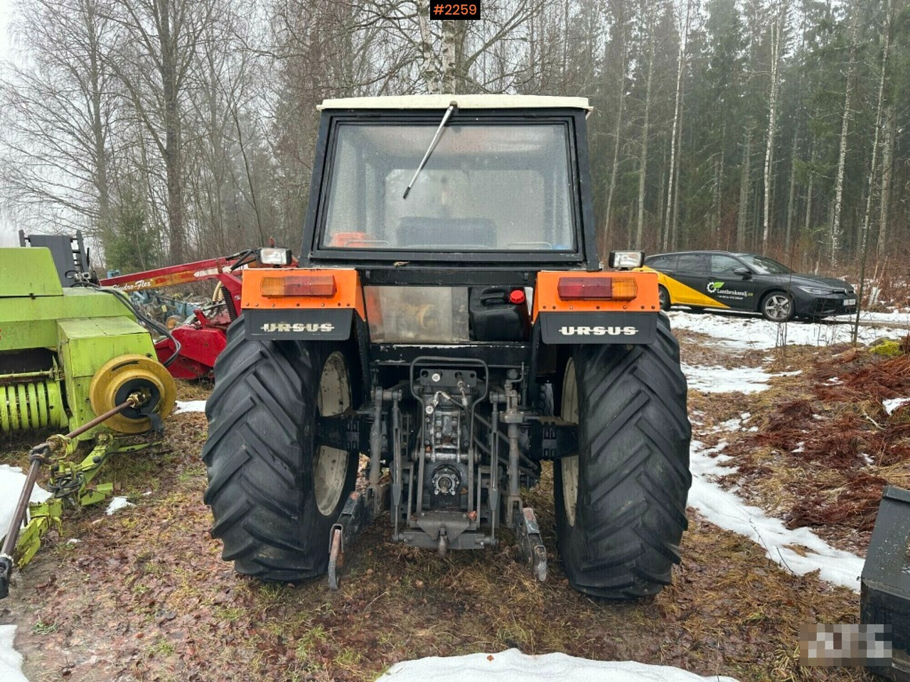 Tractor Ursus C385 Deluxe! with loader and implements - Traktors: foto 4 Tractor Ursus C385 Deluxe! with loader and implements - Traktors: foto 4