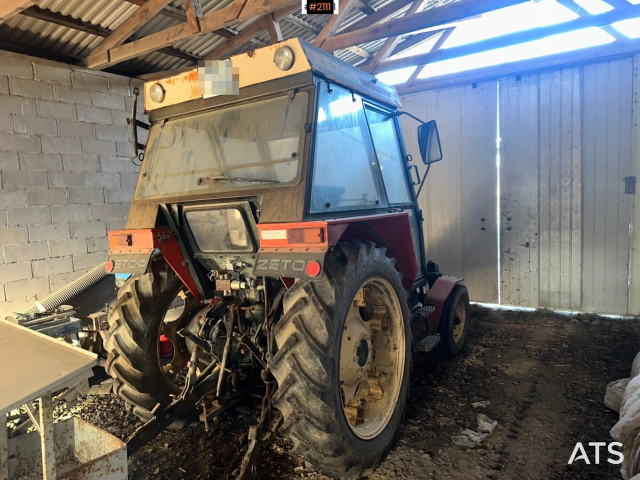 Tractor Zetor 5211 - Traktors: foto 4 Tractor Zetor 5211 - Traktors: foto 4