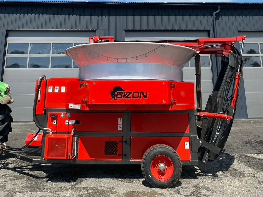 Bizon B-1030 Trituratore di paglia Molino per cereali, c - Salmu smalcinātājs: foto 3 Bizon B-1030 Trituratore di paglia Molino per cereali, c - Salmu smalcinātājs: foto 3