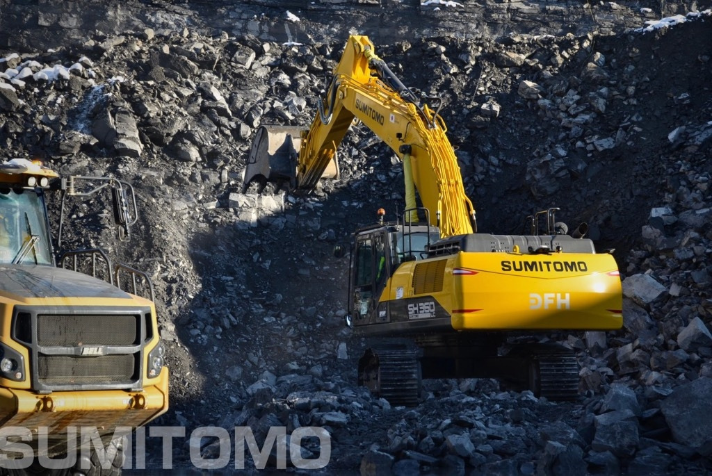 Sumitomo SH360-7 - Kāpurķēžu ekskavators: foto 1 Sumitomo SH360-7 - Kāpurķēžu ekskavators: foto 1