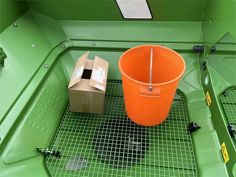 Minerālmēslu izkliedētājs Amazone ZA-V 3200: foto 7