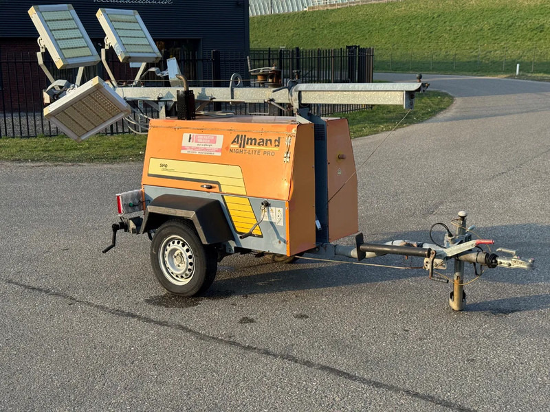 Apgaismojuma stabs Doosan Allmand Night-Light Pro mobiele lichtmast LED: foto 7