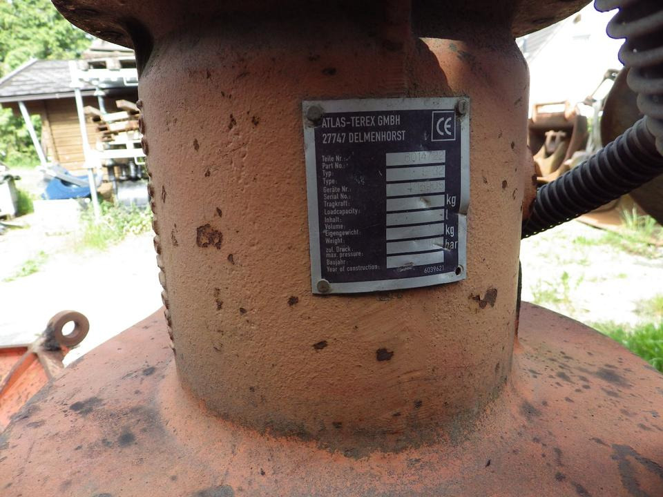 ATLAS GREIFER 600 mm + Schalensatz 800 mm mit MS10 - Greifera kauss - Celtniecības tehnika: foto 3 ATLAS GREIFER 600 mm + Schalensatz 800 mm mit MS10 - Greifera kauss - Celtniecības tehnika: foto 3