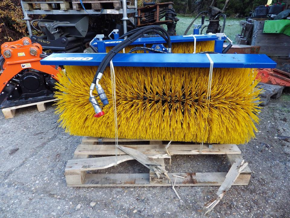 Front Kehrmaschine vollhydraulisch 1200NESBO ISEKI (2200 netto) - Birste: foto 3 Front Kehrmaschine vollhydraulisch 1200NESBO ISEKI (2200 netto) - Birste: foto 3