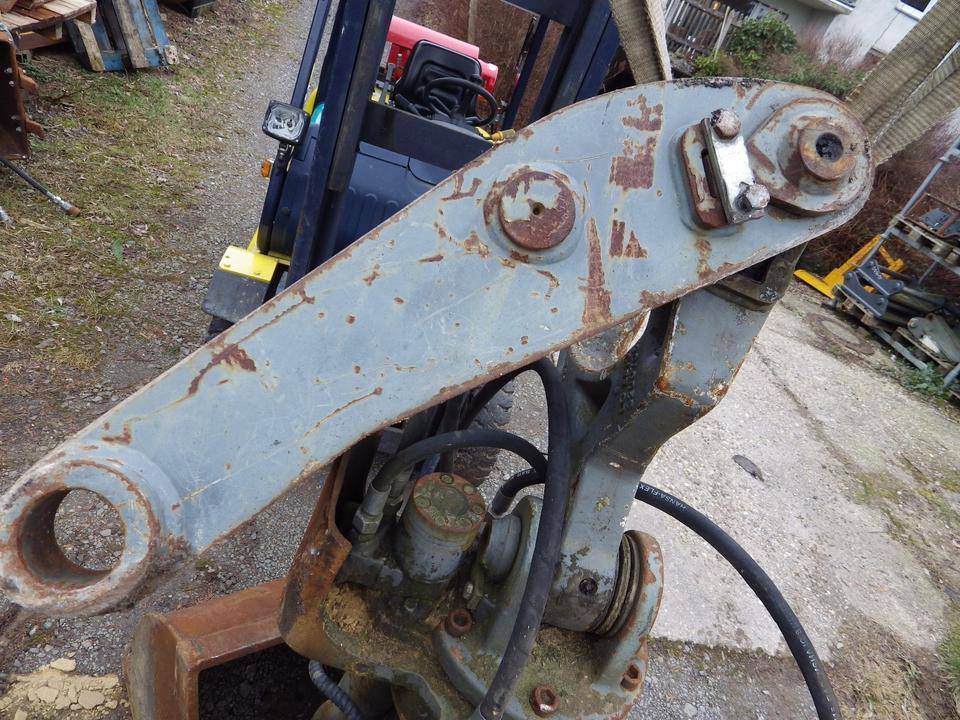 Liebherr GM8 GM10 Greifer 600 mm SB mit SW48 Adapter - Greifera kauss - Celtniecības tehnika: foto 3 Liebherr GM8 GM10 Greifer 600 mm SB mit SW48 Adapter - Greifera kauss - Celtniecības tehnika: foto 3