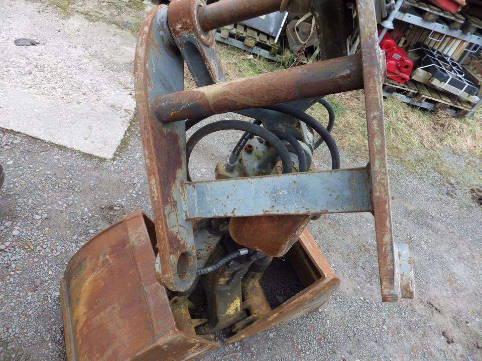 Liebherr GM8 GM10 Greifer 600 mm SB mit SW48 Adapter - Greifera kauss - Celtniecības tehnika: foto 4 Liebherr GM8 GM10 Greifer 600 mm SB mit SW48 Adapter - Greifera kauss - Celtniecības tehnika: foto 4