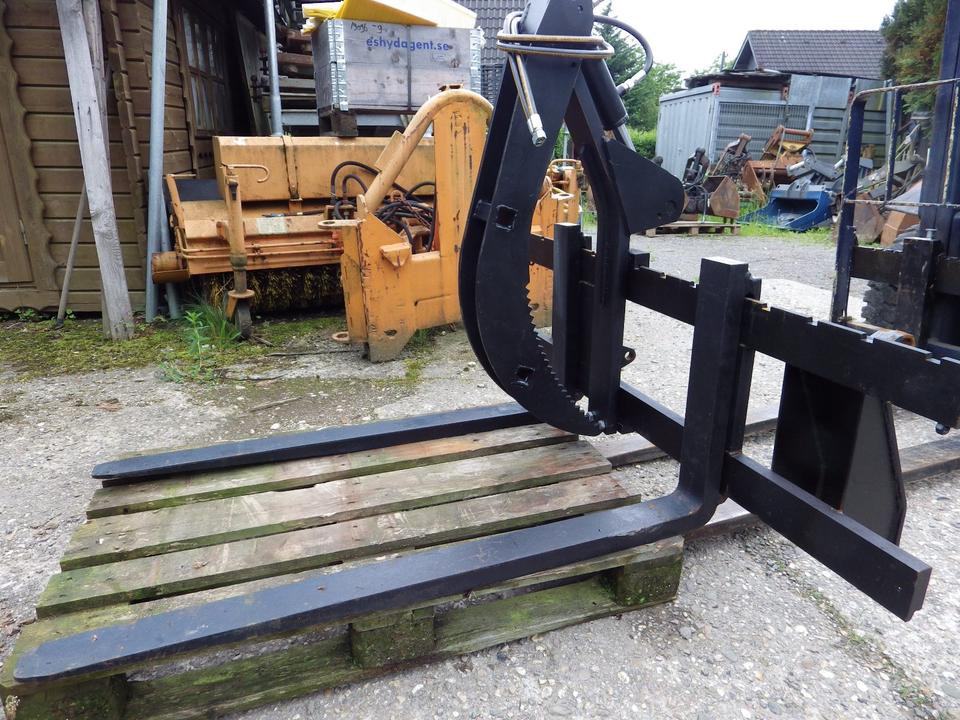 Palettengabel / Poltergabel hydr. Niederhalter (1100,00 netto) - Dakšas: foto 1 Palettengabel / Poltergabel hydr. Niederhalter (1100,00 netto) - Dakšas: foto 1