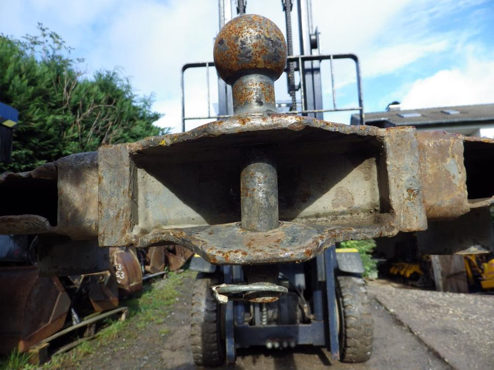 Stapler Rangierhilfe Kugel + Maul + Kranarm (netto 504,20) - Ātrā sakabe: foto 3 Stapler Rangierhilfe Kugel + Maul + Kranarm (netto 504,20) - Ātrā sakabe: foto 3