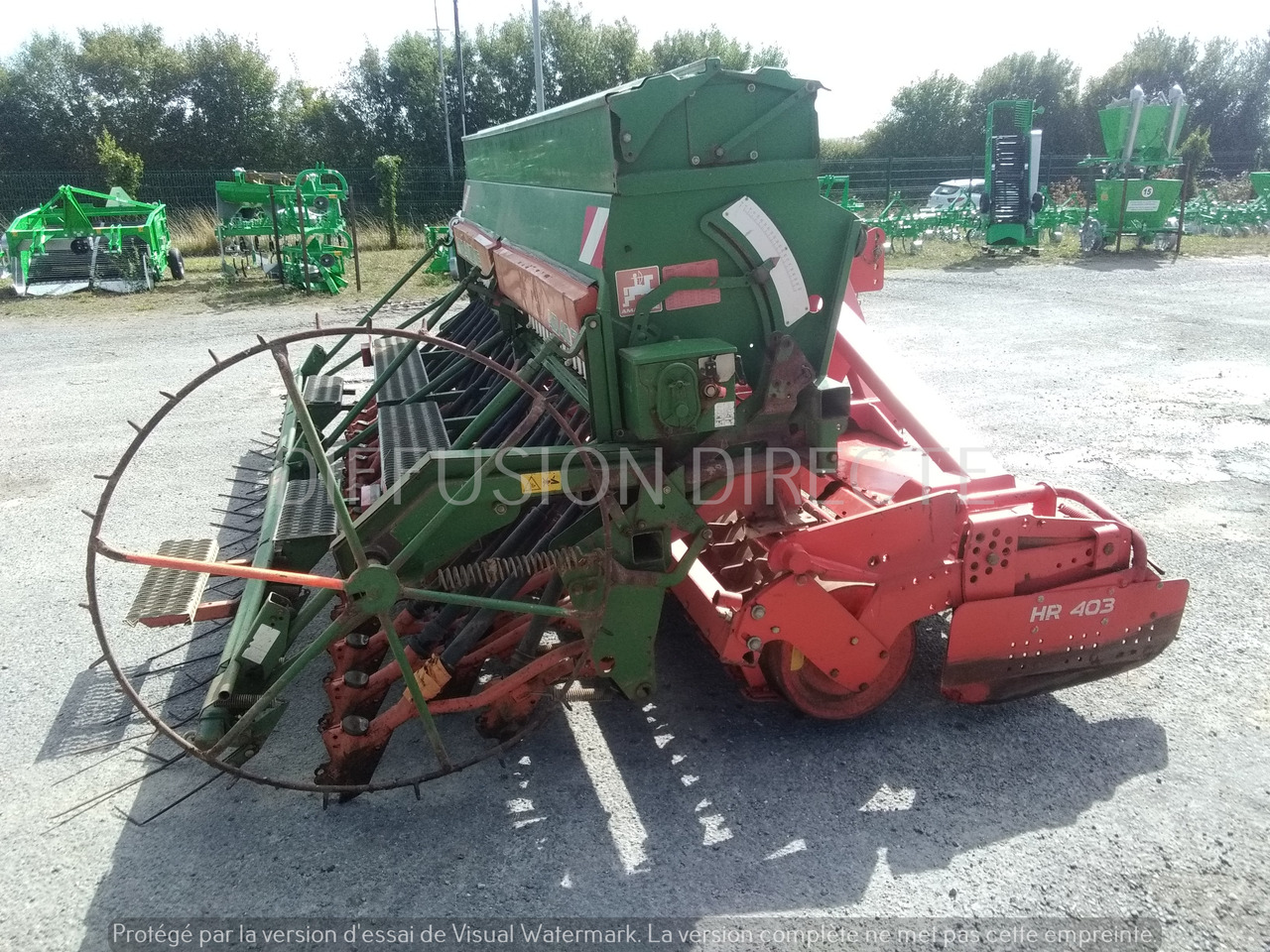 AMAZONE COMBINE DE SEMIS AD 402 - Kombinētā sējmašīna: foto 4 AMAZONE COMBINE DE SEMIS AD 402 - Kombinētā sējmašīna: foto 4