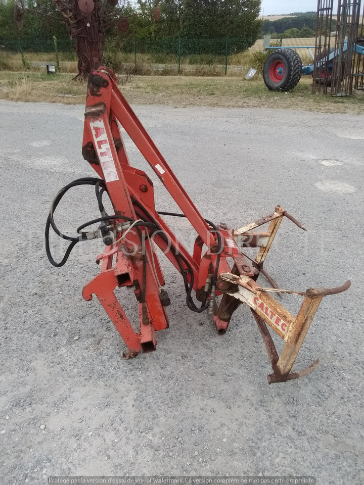 CALTEC SURELEVATEUR DE BOTTES 140 G - Lopbarības sagatavošanas tehnika: foto 4 CALTEC SURELEVATEUR DE BOTTES 140 G - Lopbarības sagatavošanas tehnika: foto 4