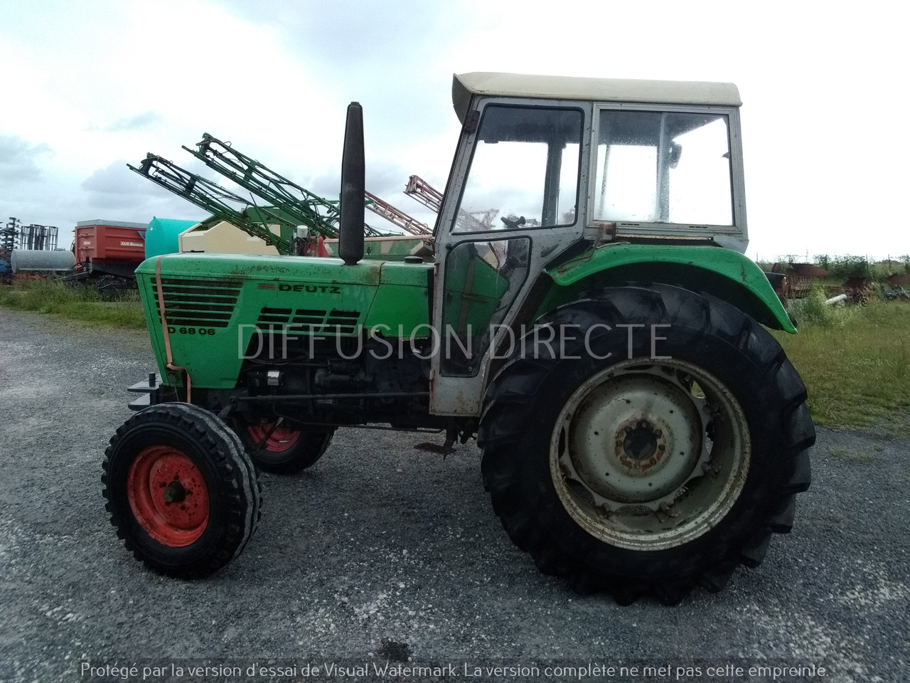 DEUTZ-FAHR TRACTEUR AGRICOLE 68-06 - Traktors: foto 2 DEUTZ-FAHR TRACTEUR AGRICOLE 68-06 - Traktors: foto 2