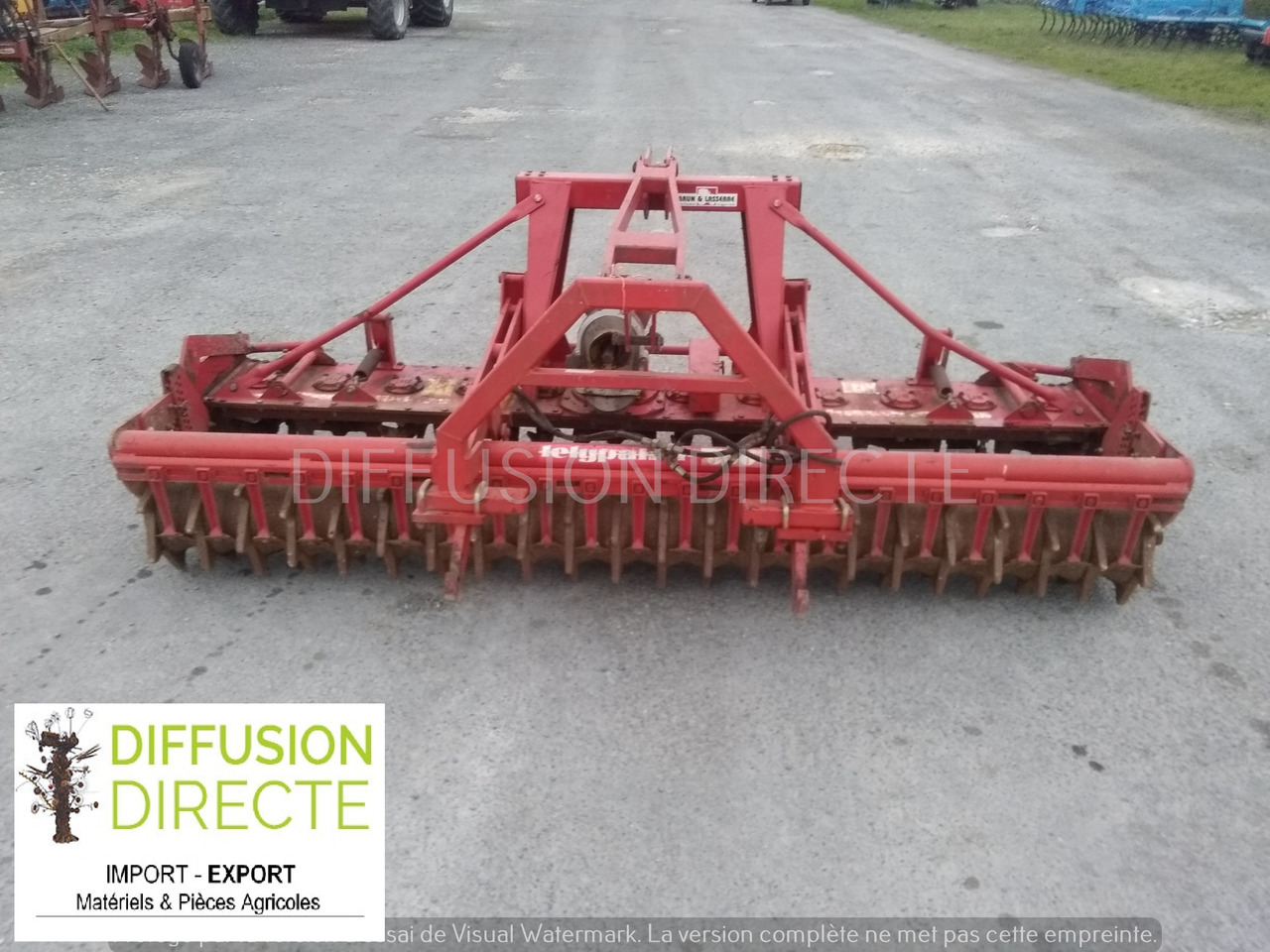 LELY HERSE ROTATIVE LELYTERRA 300-20 - Zemes frēze: foto 1 LELY HERSE ROTATIVE LELYTERRA 300-20 - Zemes frēze: foto 1