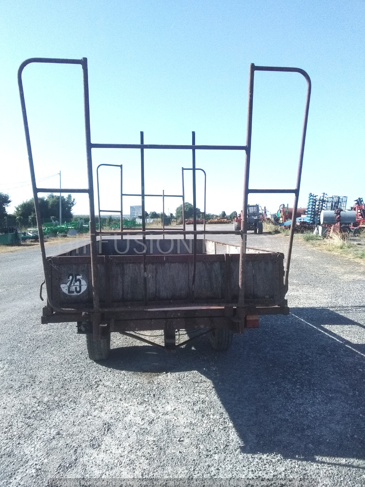 SIMONNEAU BENNE FOURRAGERE 3.5 T - Lauksaimniecības piekabe-pašizgāzējs: foto 4 SIMONNEAU BENNE FOURRAGERE 3.5 T - Lauksaimniecības piekabe-pašizgāzējs: foto 4