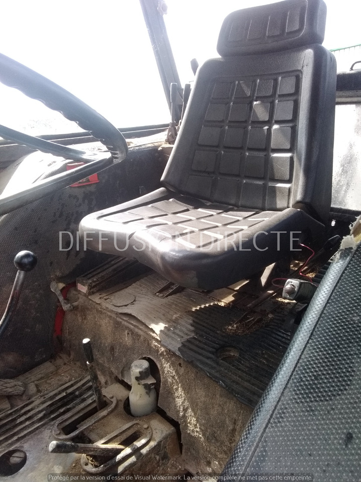 ZETOR TRACTEUR 70.11 - Traktors: foto 5 ZETOR TRACTEUR 70.11 - Traktors: foto 5