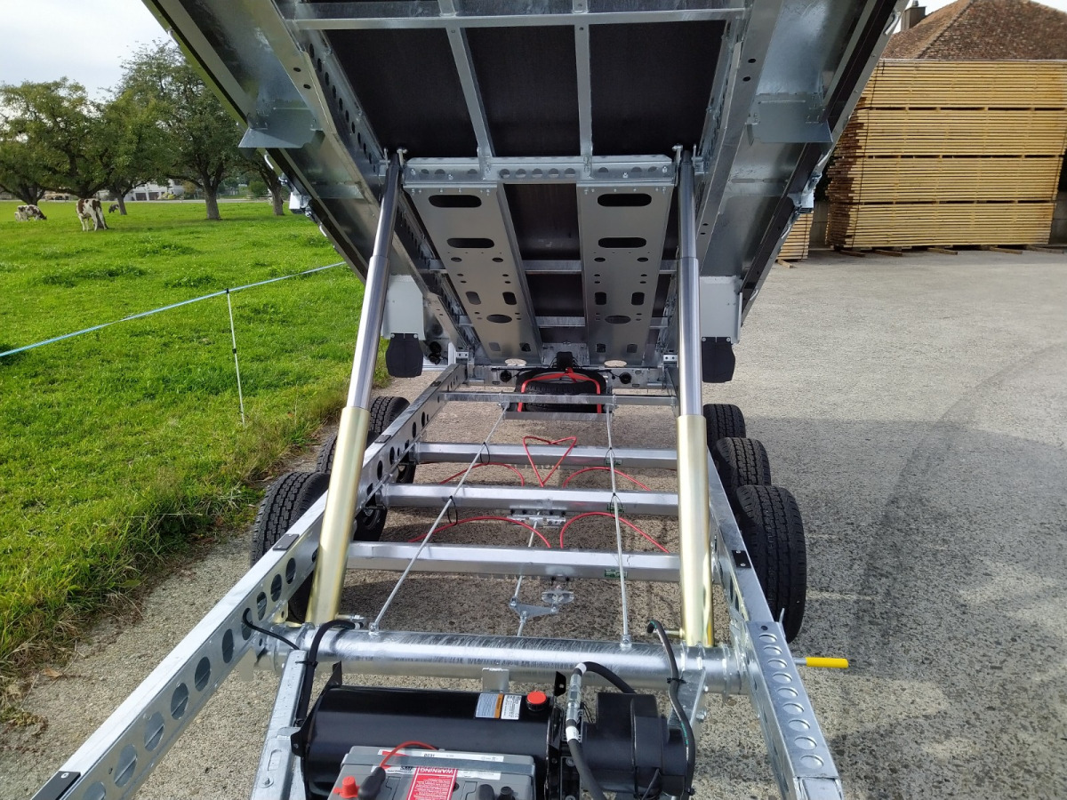 BRIAN JAMES TRAILERS 525-4322 Tipper2 - Auto piekabe: foto 4 BRIAN JAMES TRAILERS 525-4322 Tipper2 - Auto piekabe: foto 4