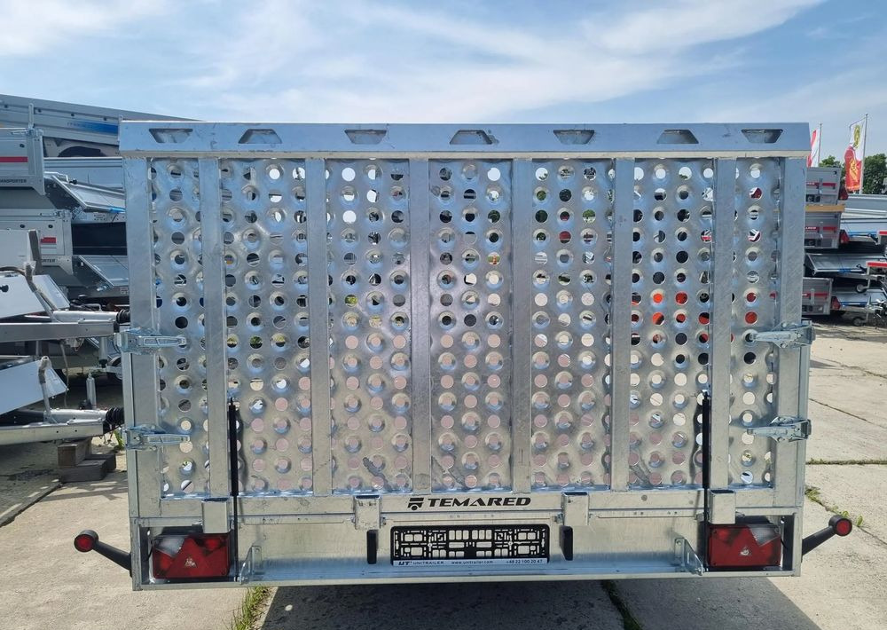 TEMARED UNIVERSAL 5121/3 3.5T R10C SKLEJKA - Bortu piekabe/ Platforma: foto 4 TEMARED UNIVERSAL 5121/3 3.5T R10C SKLEJKA - Bortu piekabe/ Platforma: foto 4