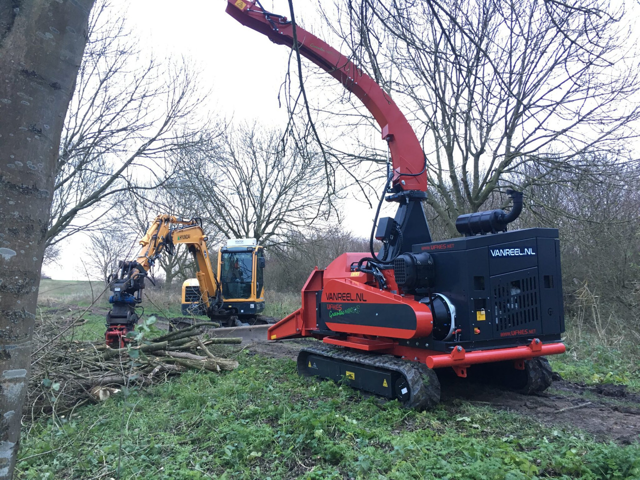 UFKES 942 Chipper - Šķeldotājs: foto 4 UFKES 942 Chipper - Šķeldotājs: foto 4