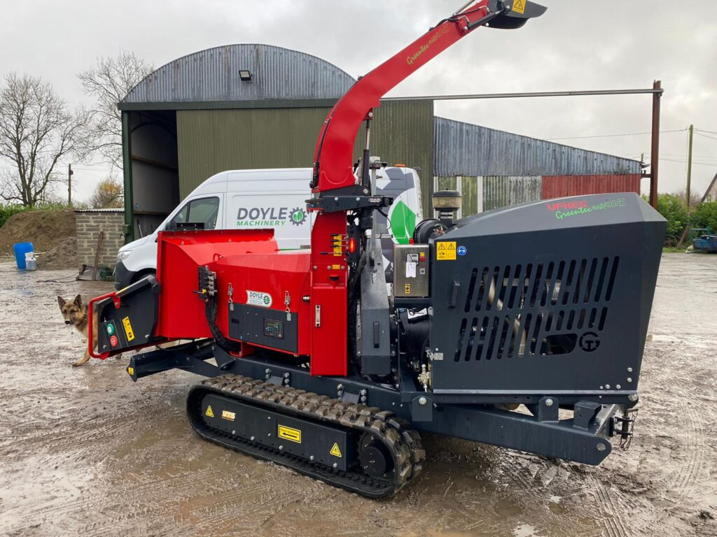 UFKES Greentec Cheetah 30 Tracked - Šķeldotājs: foto 1 UFKES Greentec Cheetah 30 Tracked - Šķeldotājs: foto 1