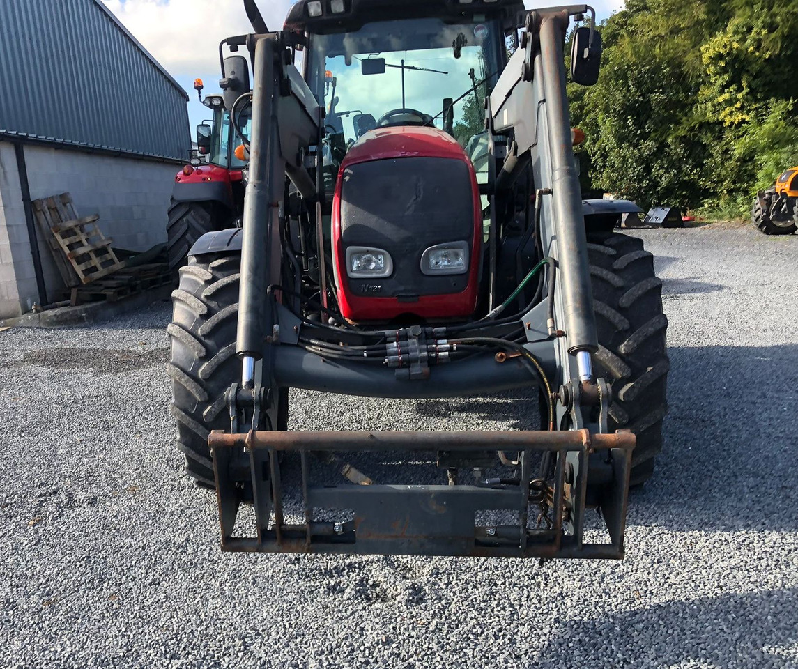 2006 Valtra N121 c/w front loader, 9700 Hrs - Traktors: foto 3 2006 Valtra N121 c/w front loader, 9700 Hrs - Traktors: foto 3