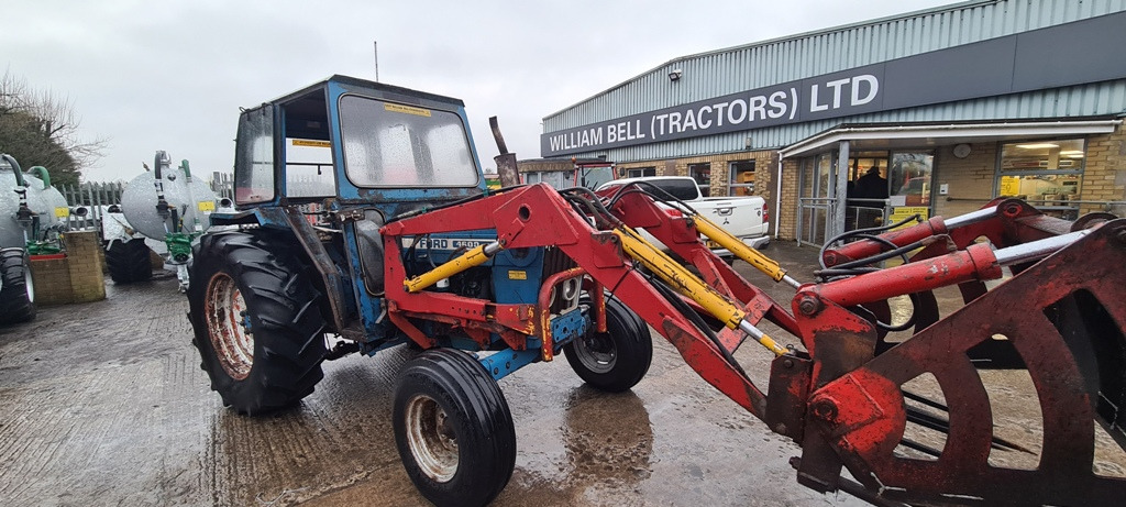 Ford 4600 - Traktors: foto 1 Ford 4600 - Traktors: foto 1