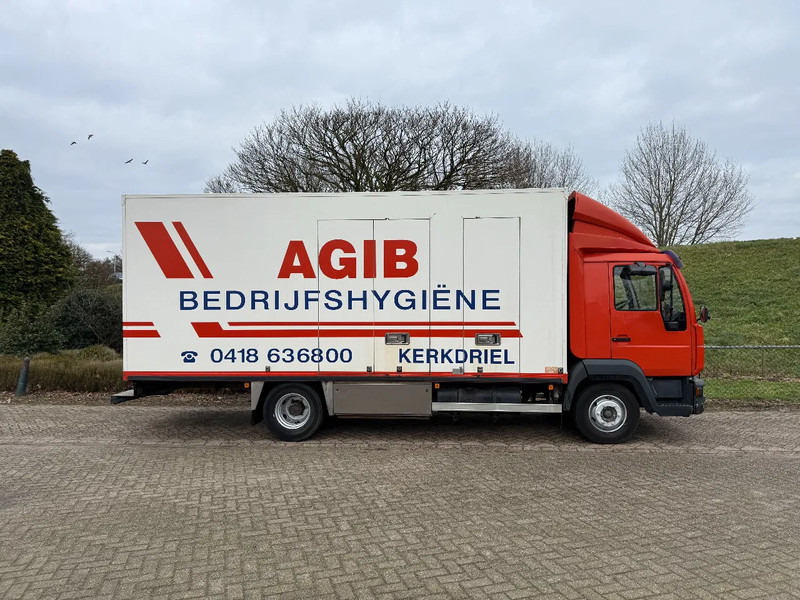 MAN L20 Bakwagen 4x2 Manual EUR 3 NL TRUCK - Kravas automašīna ar slēgto virsbūvi: foto 5 MAN L20 Bakwagen 4x2 Manual EUR 3 NL TRUCK - Kravas automašīna ar slēgto virsbūvi: foto 5
