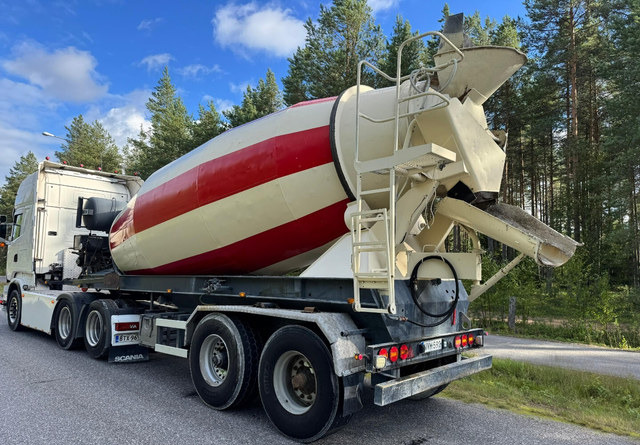 Liebherr12m3 Perävaunu - Betona maisītājs puspiekabe: foto 2 Liebherr12m3 Perävaunu - Betona maisītājs puspiekabe: foto 2